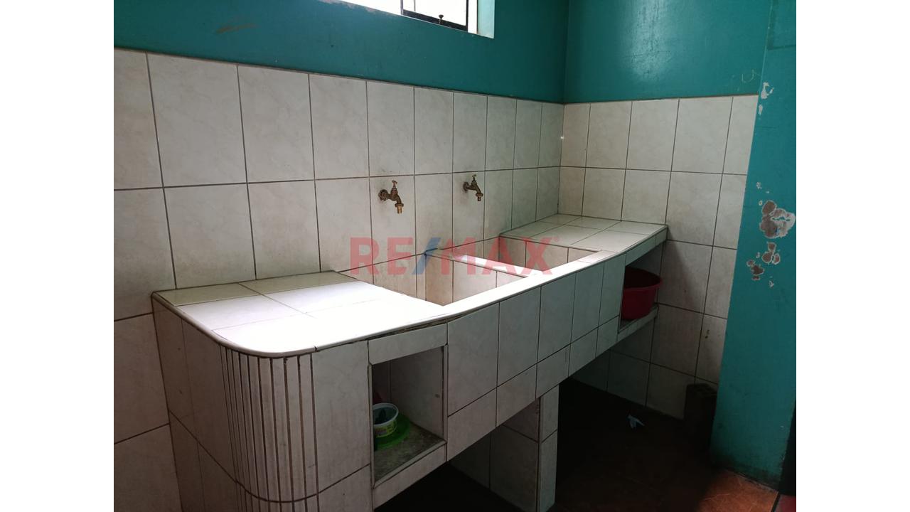 🏠 Venta De Casa De 3 Pisos + Azotea Frente A Parque | Ideal Para Inversión 📍 Urb. Arenal Alto – Canto Grande, San Juan De Lurigancho - 10