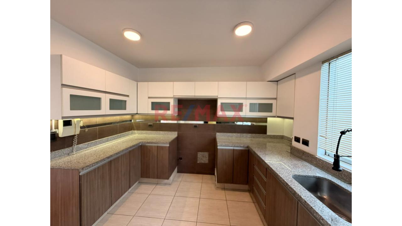 En Venta Exclusivo Penthouse - Duplex, Frente Al Pentagonito - 5