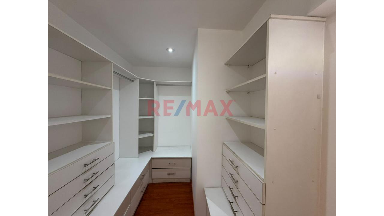 En Venta Exclusivo Penthouse - Duplex, Frente Al Pentagonito - 10