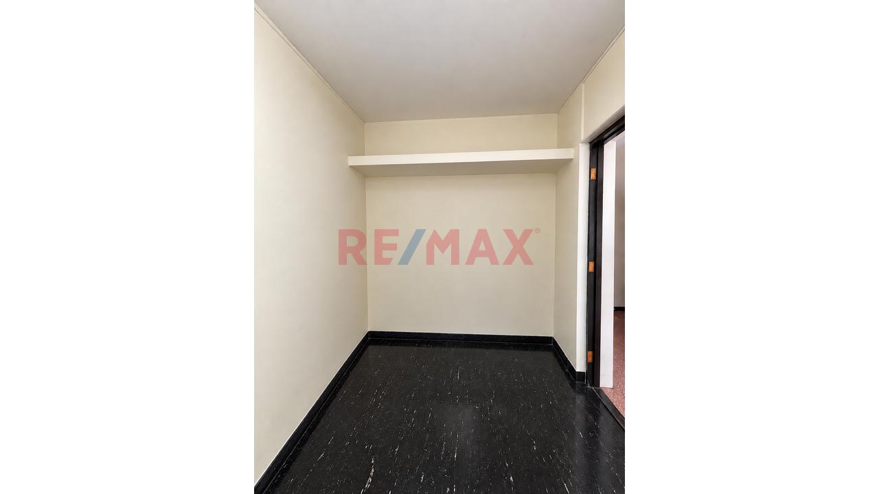 Local Comercial En Alquiler – Av. Independencia - 3