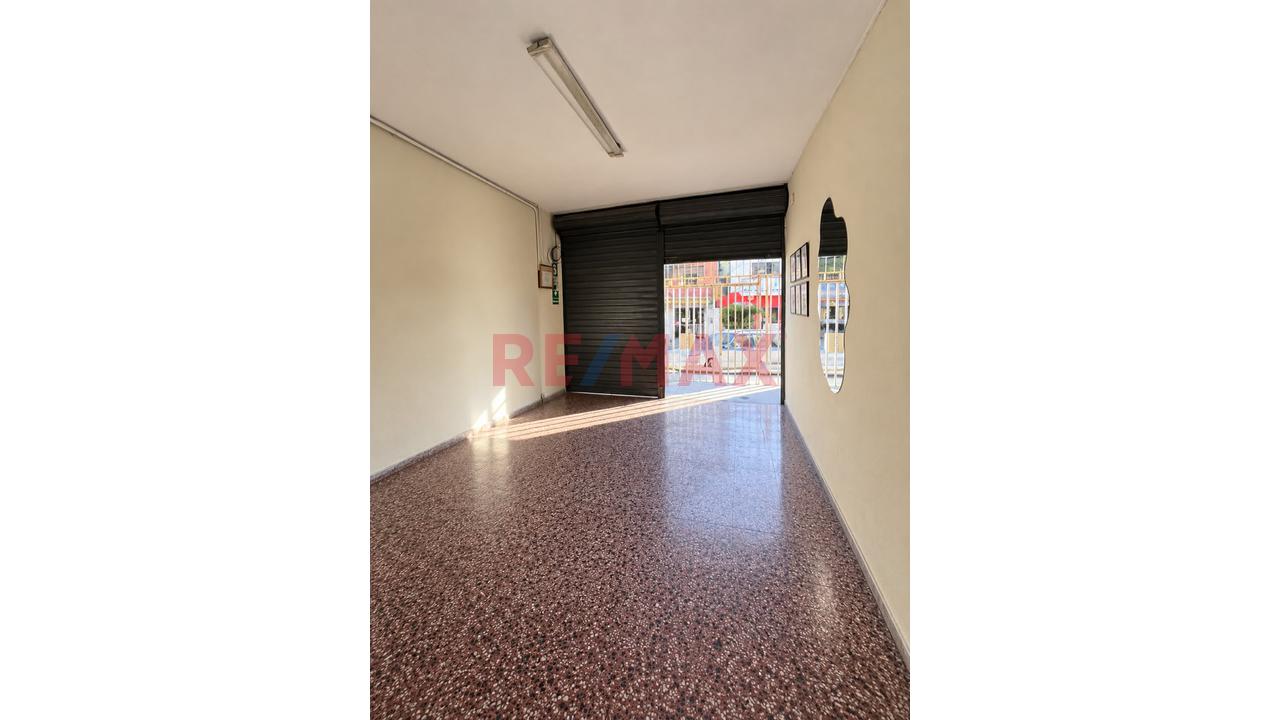 Local Comercial En Alquiler – Av. Independencia - 1