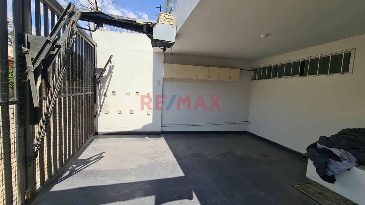 Se Vende Moderno Departamento En 1Er Piso Con Cochera + Jacuzzi - 12