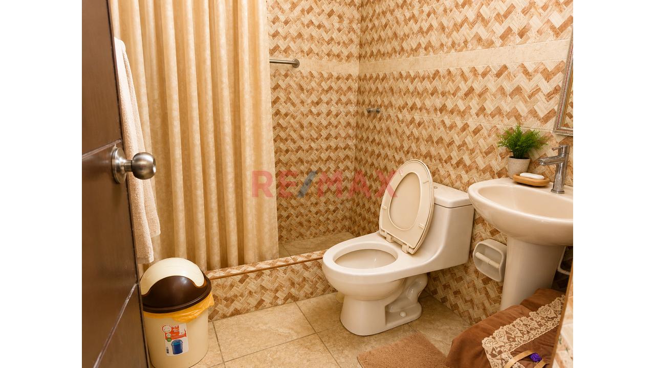 03 Departamentos En Casa De 03 Pisos (01 Departamento Por Cada Piso) A.T.: 120Mt2 - Oportunidad Única En Ancón! - Venta En Una Sola Operación - 17