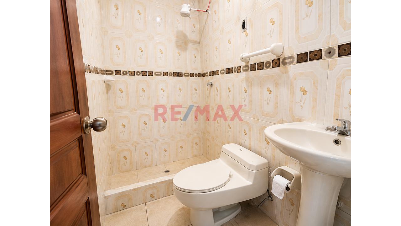 03 Departamentos En Casa De 03 Pisos (01 Departamento Por Cada Piso) A.T.: 120Mt2 - Oportunidad Única En Ancón! - Venta En Una Sola Operación - 14
