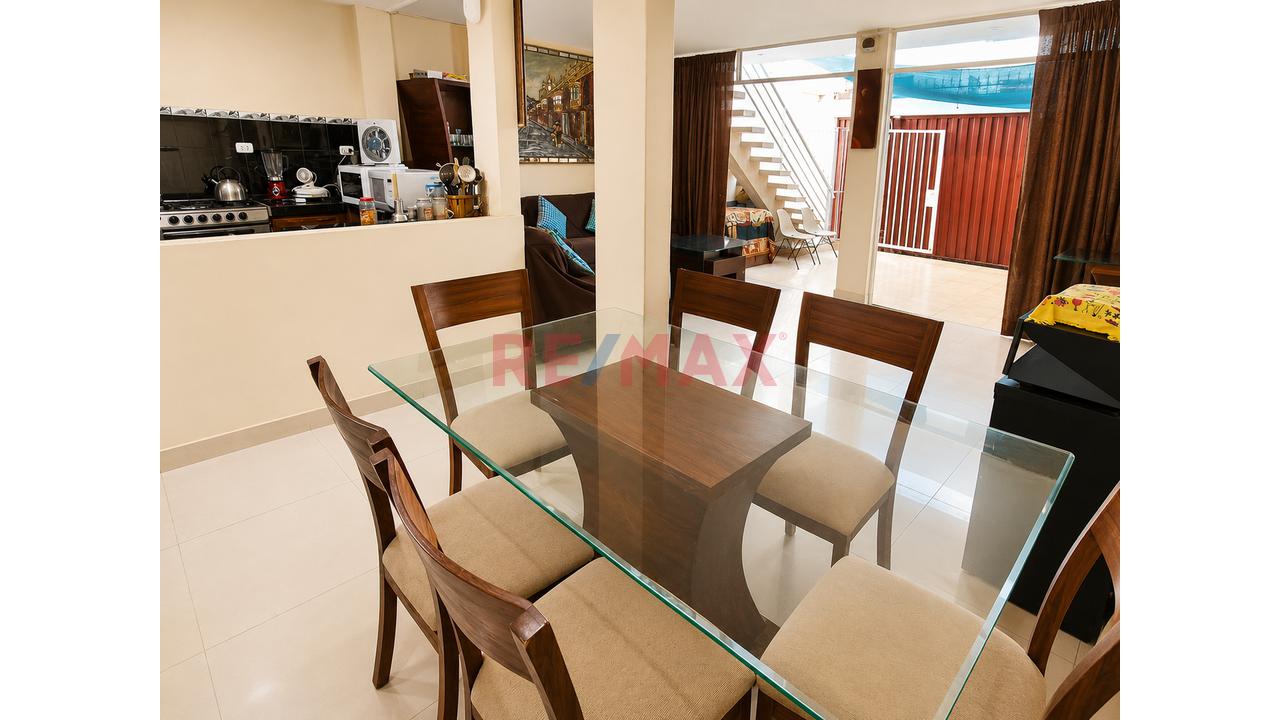 03 Departamentos En Casa De 03 Pisos (01 Departamento Por Cada Piso) A.T.: 120Mt2 - Oportunidad Única En Ancón! - Venta En Una Sola Operación - 4