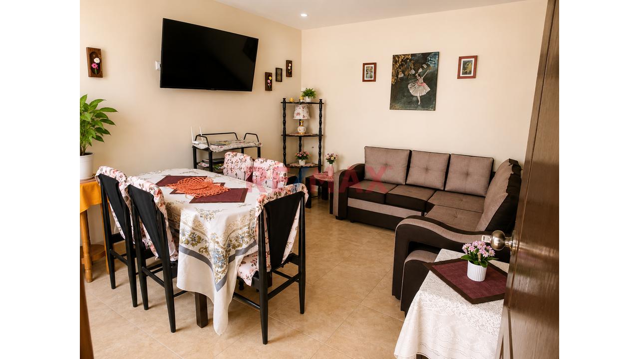 03 Departamentos En Casa De 03 Pisos (01 Departamento Por Cada Piso) A.T.: 120Mt2 - Oportunidad Única En Ancón! - Venta En Una Sola Operación - 18