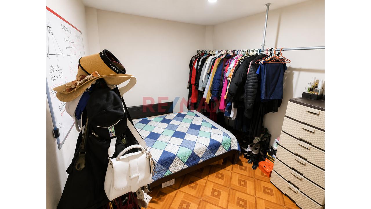 03 Departamentos En Casa De 03 Pisos (01 Departamento Por Cada Piso) A.T.: 120Mt2 - Oportunidad Única En Ancón! - Venta En Una Sola Operación - 9