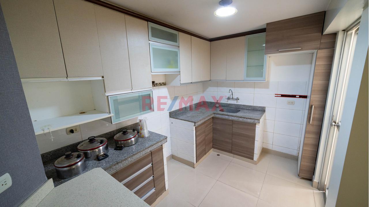 Vive En Exclusiva Zona De Pueblo Libre!!.. Departamento De 111M2 En 2Do Piso Con Vista Interior + Estacionamiento - 5