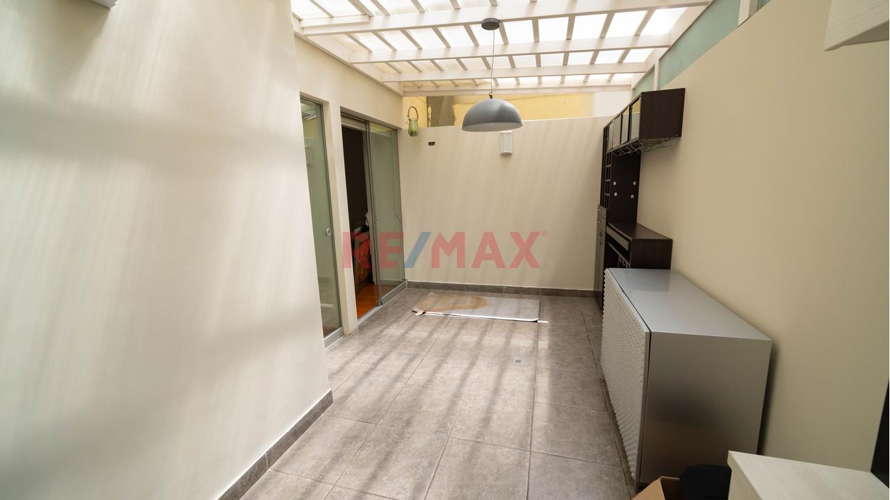 Vive En Exclusiva Zona De Pueblo Libre!!.. Departamento De 111M2 En 2Do Piso Con Vista Interior + Estacionamiento - 11