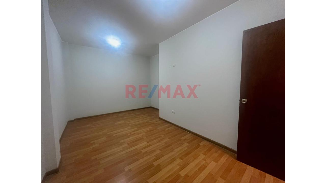 Departamento En Venta En San Juan De Miraflores – 1Er Piso, 3 Dormitorios Y Cochera — foto 8
