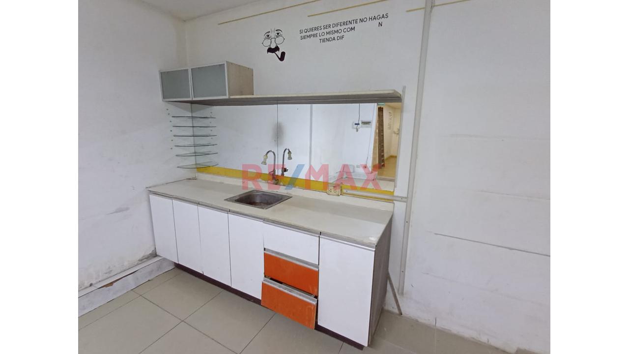 Local Comercial En Alquiler - San Miguel - 6