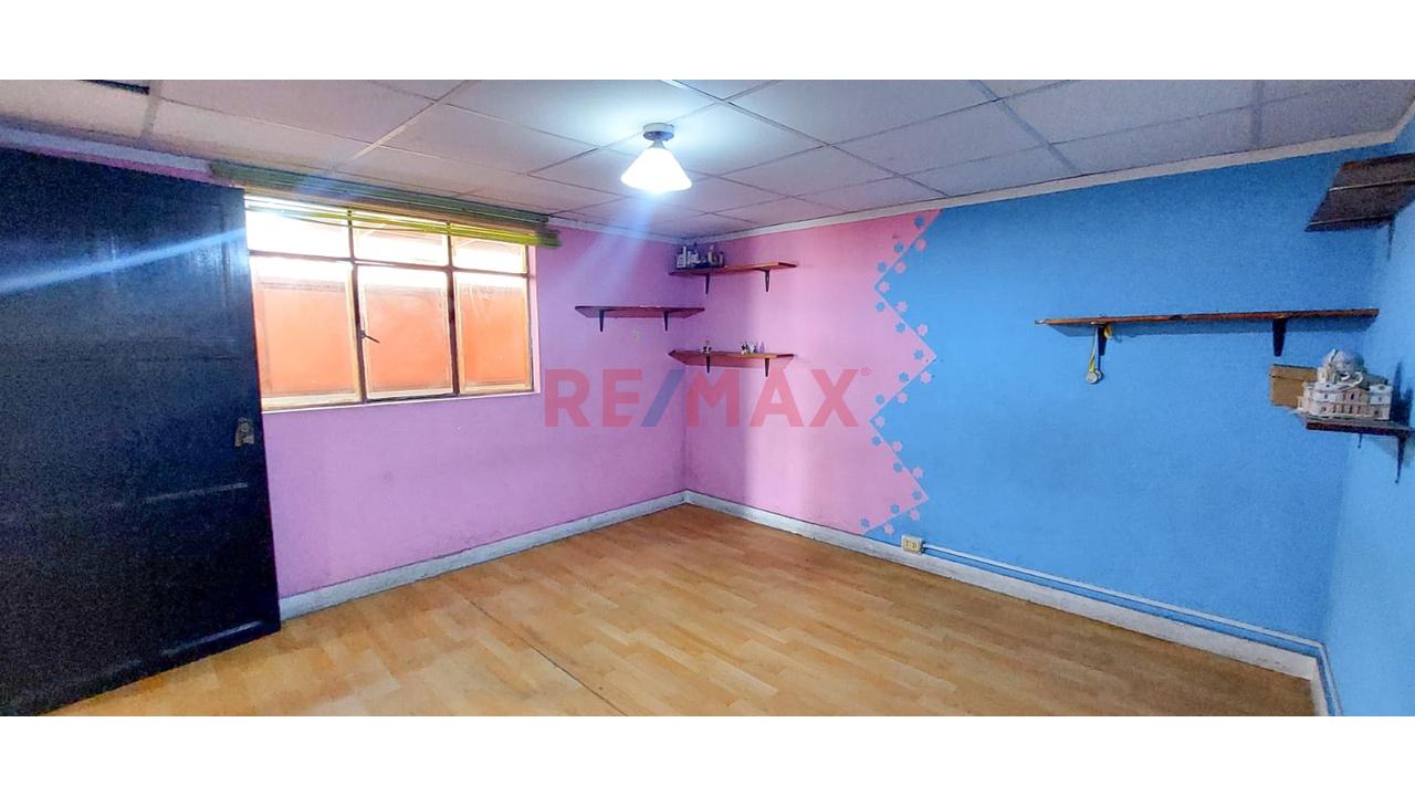 Oportunidad De Inversion Casa Multifamiliar Alt Cdra 32 Av Peru Smp - 15