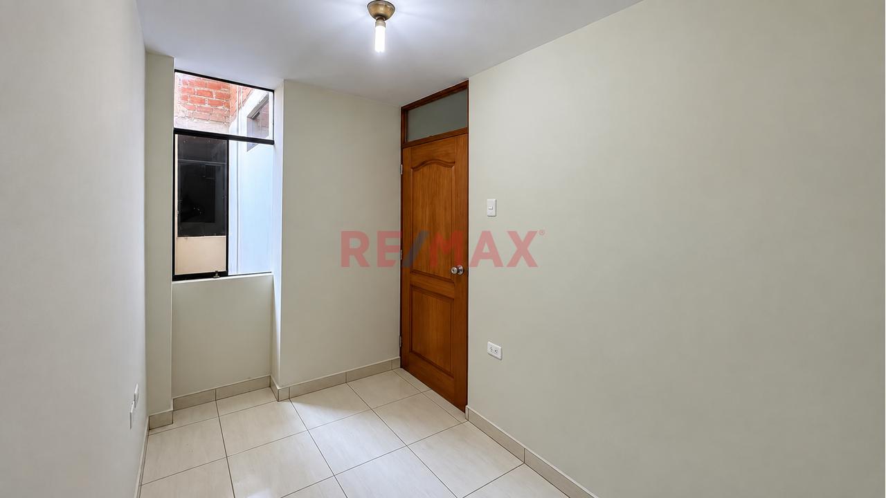 Departamento 2 Dormitorios En El Centro De Chiclayo, Calle Arica - 7