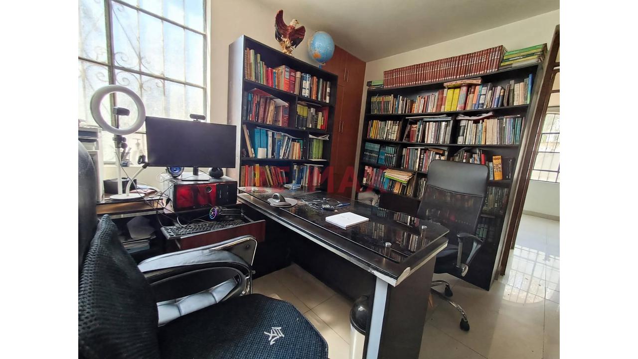 Venta Departamento En 1Er Piso El Golf De Huamnpani - 14