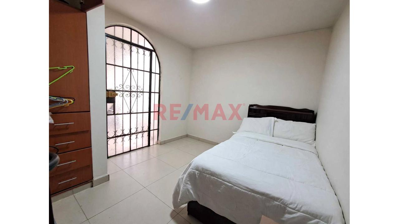 Venta Departamento En 1Er Piso El Golf De Huampani - 12