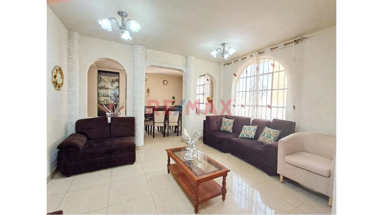 Venta Departamento En 1Er Piso El Golf De Huamnpani - 2