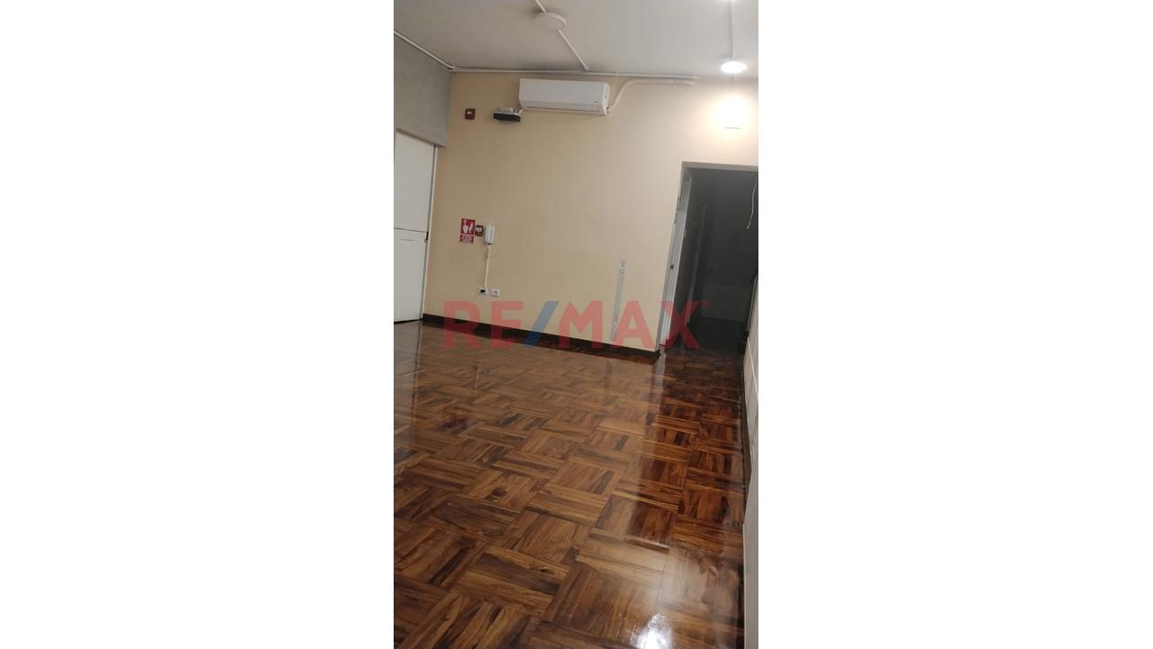 Alquiler Oficina Jesús María - Preferencia Consultorios Médicos - 11