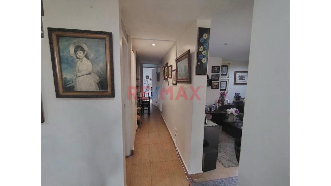 Casa/Departamento En Primer Piso, Frente A Parque, Con Cochera Incluida Y Excelente Ubicación En La Perla, Limite Con San Miguel. — foto 9