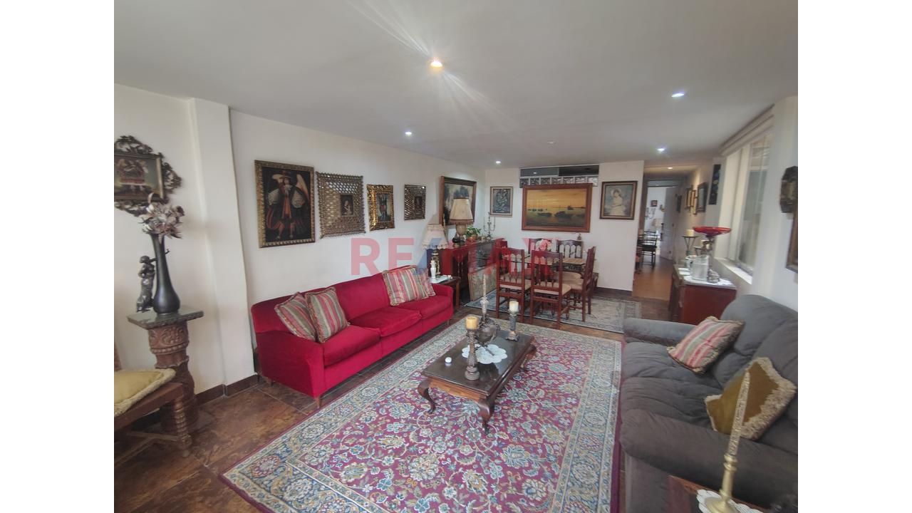 Casa/Departamento En Primer Piso, Frente A Parque, Con Cochera Incluida Y Excelente Ubicación En La Perla, Limite Con San Miguel. — foto 6