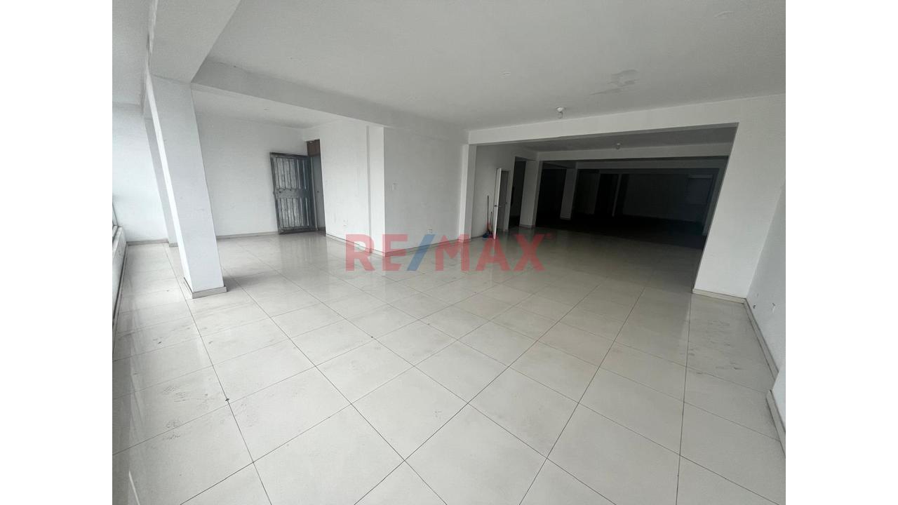Se Alquila Edificio Comercial Con Excelente Ubicación Ideal Para Empresas - 13