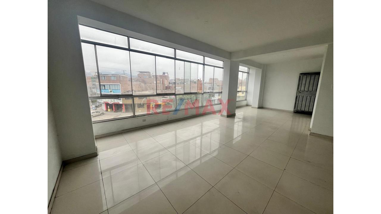 Se Alquila Edificio Comercial Con Excelente Ubicación Ideal Para Empresas - 12