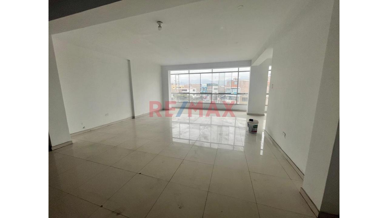 Se Alquila Edificio Comercial Con Excelente Ubicación Ideal Para Empresas - 7