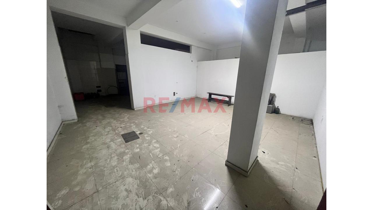 Se Alquila Edificio Comercial Con Excelente Ubicación Ideal Para Empresas - 4