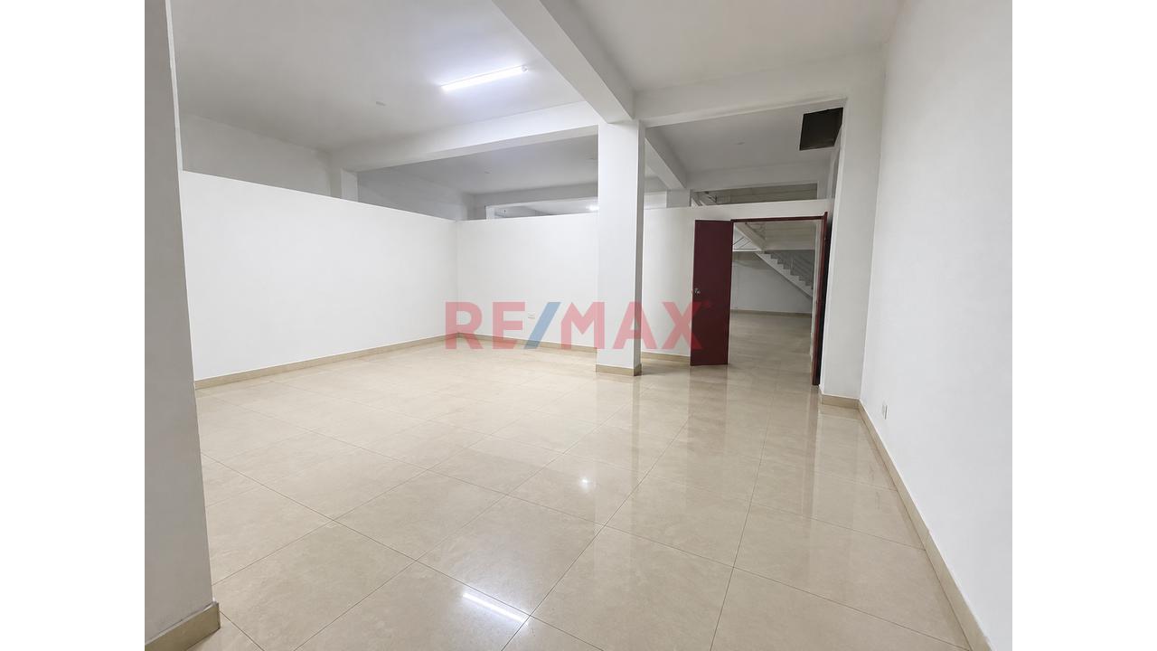 Se Alquila Edificio Comercial Con Excelente Ubicación Ideal Para Empresas — foto 15