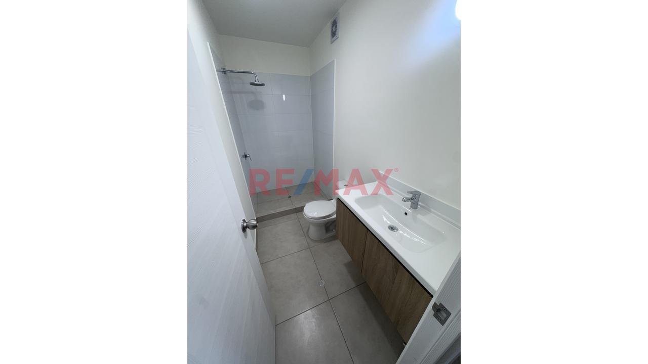 Alquiler Departamento De Estreno 47 M² | Piso 37 | San Isidro - 3