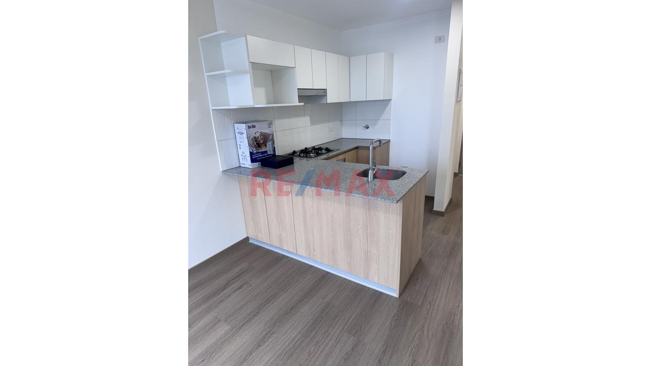 Alquiler Departamento De Estreno 47 M² | Piso 37 | San Isidro - 2