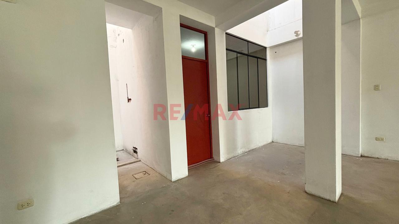 Local Comercial De 114 M² Con Luz Trifásica – En Estreno - Ideal Para Negocio, Academia, Gimnasio O Almacén — foto 4
