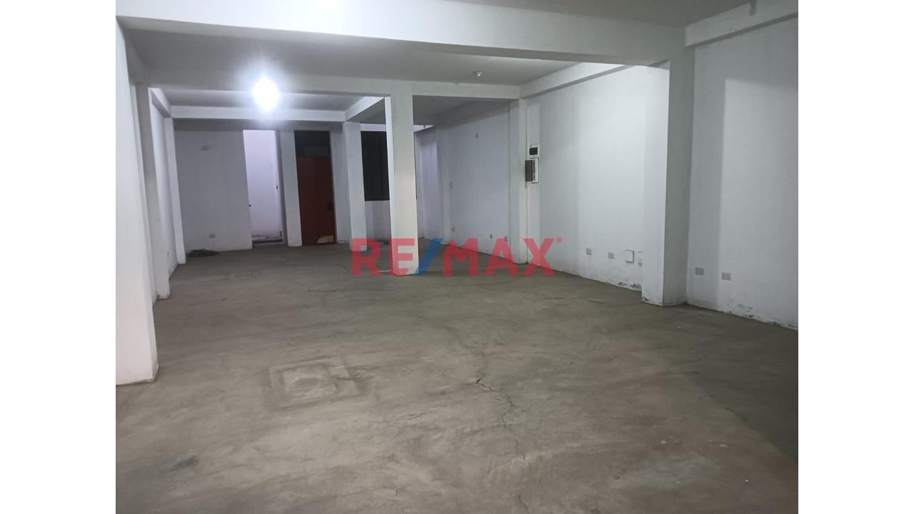 Local Comercial De 114 M² Con Luz Trifásica – En Estreno - Ideal Para Negocio, Academia, Gimnasio O Almacén - 1