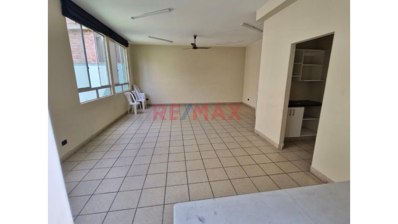 🏡 Venta De Departamento En Surco – Torre C 📍 - 17