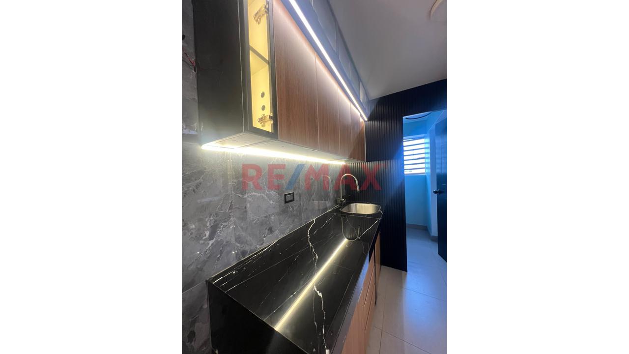Flat Miraflores Piso 4 En Venta! 122.20 M² Totales | Cochera + Depósito! Precio Negociable - 13