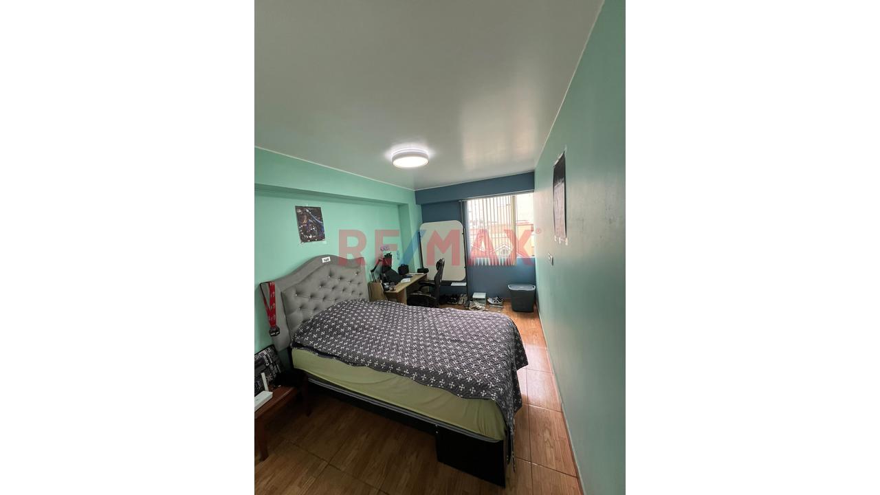 Flat Miraflores Piso 4 En Venta! 122.20 M² Totales | Cochera + Depósito! Precio Negociable - 2
