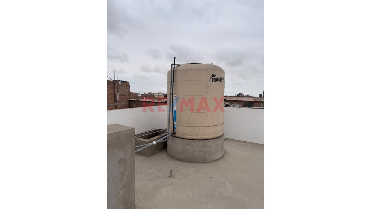 Alquiler De Local Comercial En Esquina – 3 Niveles, 412 M² – Smp - 8