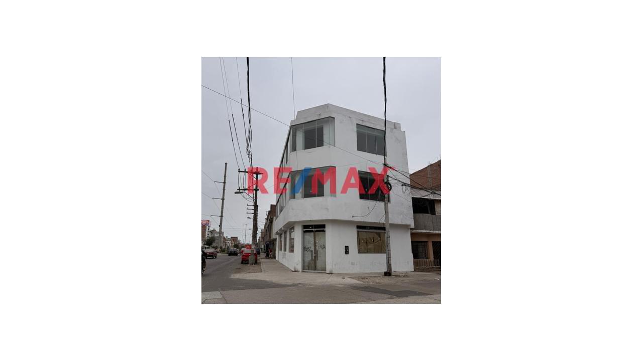 Alquiler De Local Comercial En Esquina – 3 Niveles, 412 M² – Smp - 1