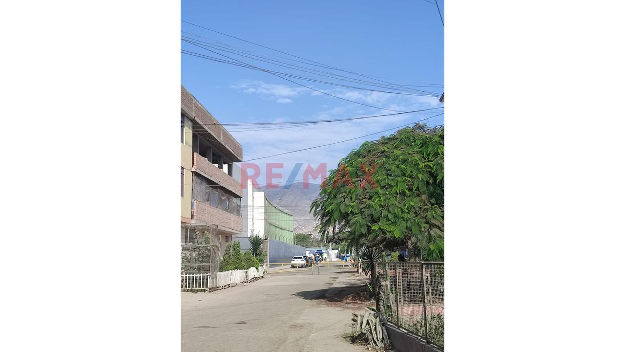 Ocasion : Terreno En Venta En Urb. Residencial Lucyana - Carabayllo - 3