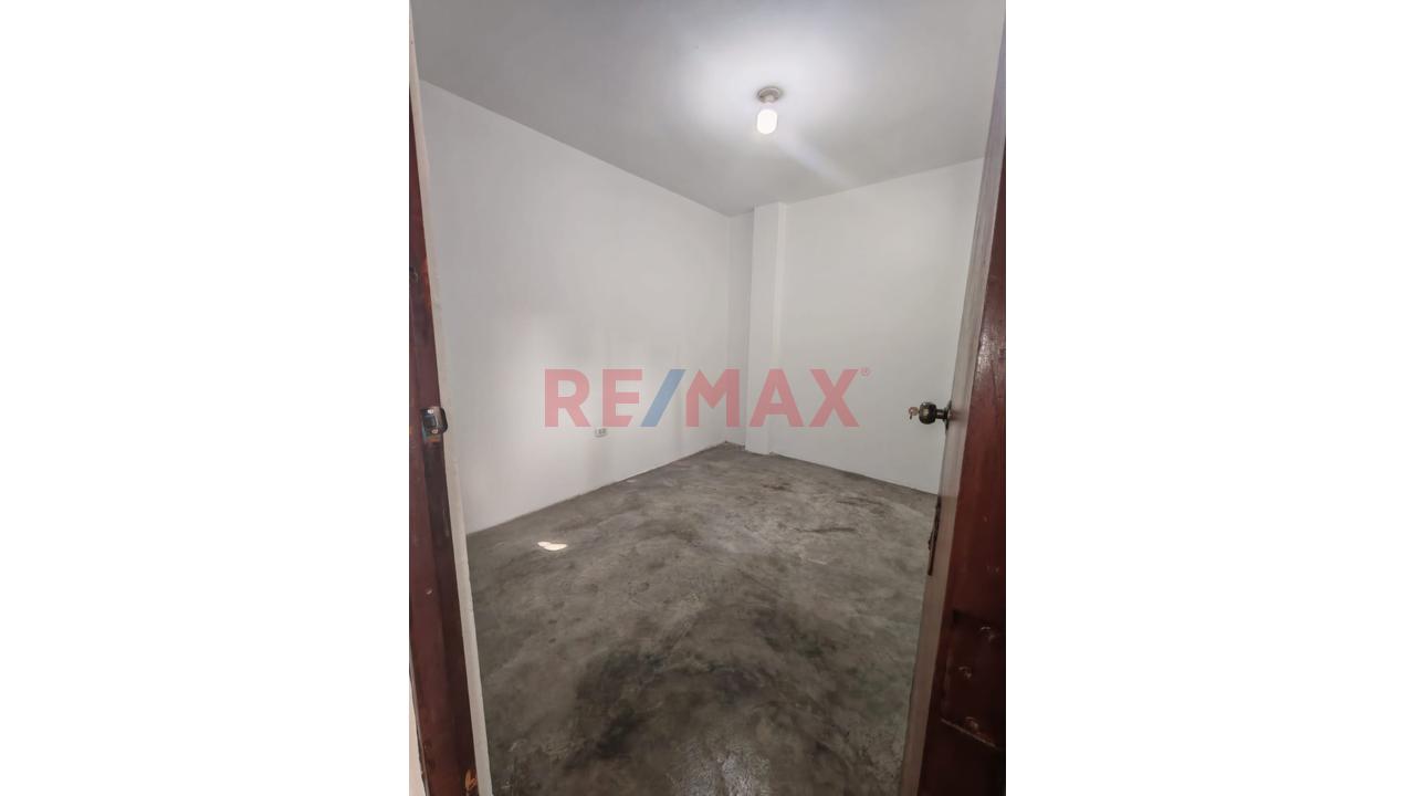 Alquiler De Departamento 2Do Piso - El Agustino - 6