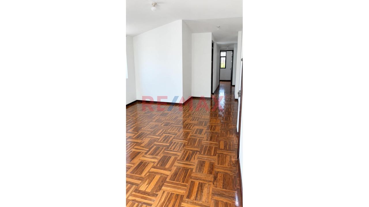 🏡 Casa En Alquiler – Urb. El Bosque - Trujillo - 3