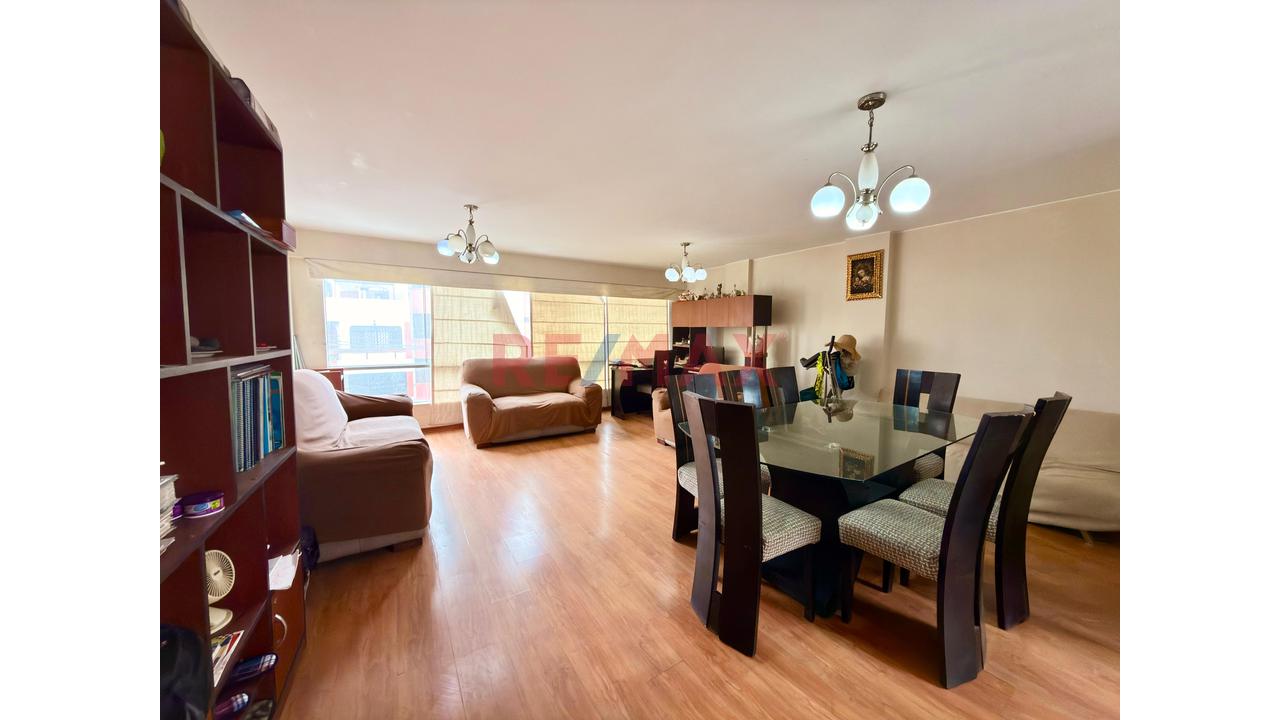 Vendo Departamento De 3 Dormitorios En La Capilla – La Molina | 86 M² + Estacionamiento - 2