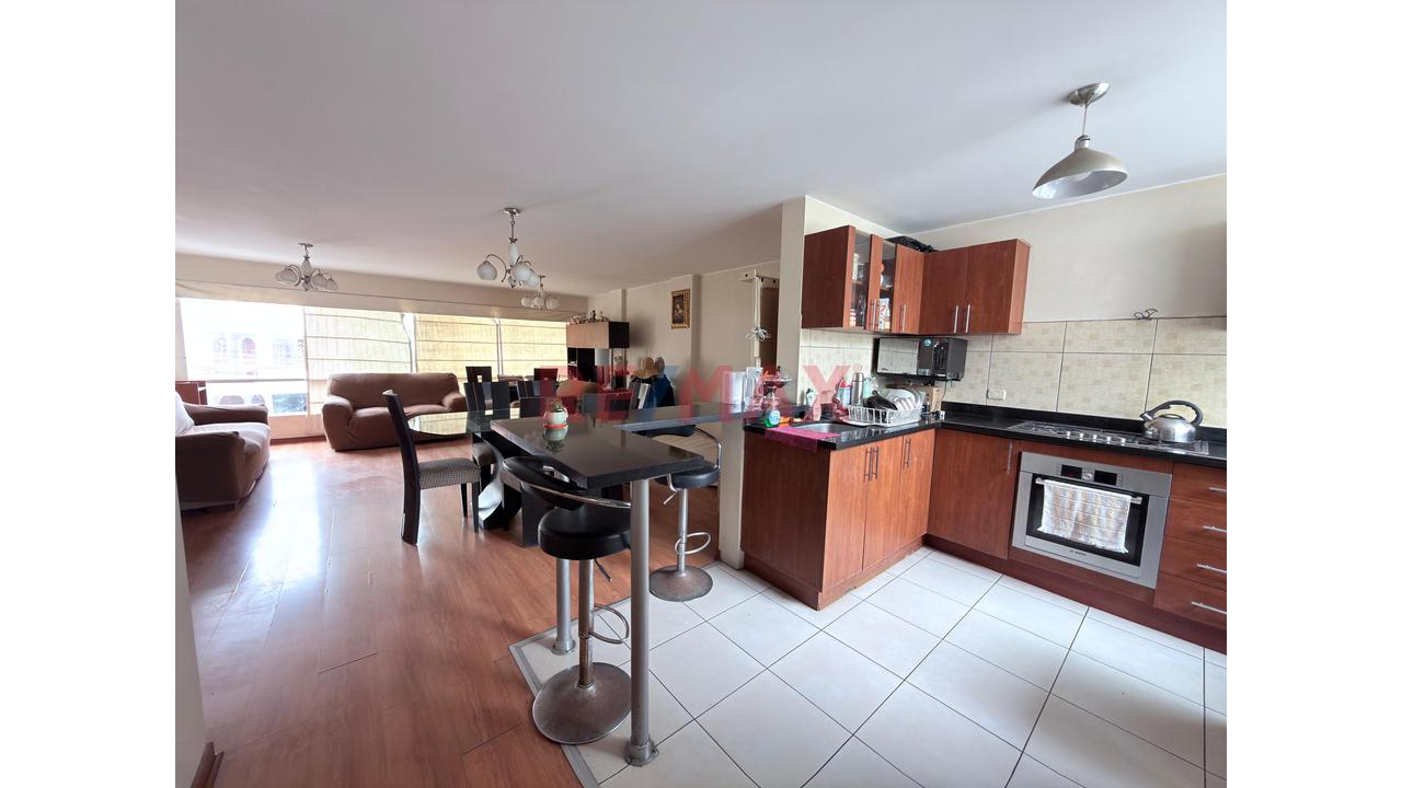 Vendo Departamento De 3 Dormitorios En La Capilla – La Molina | 86 M² + Estacionamiento - 9