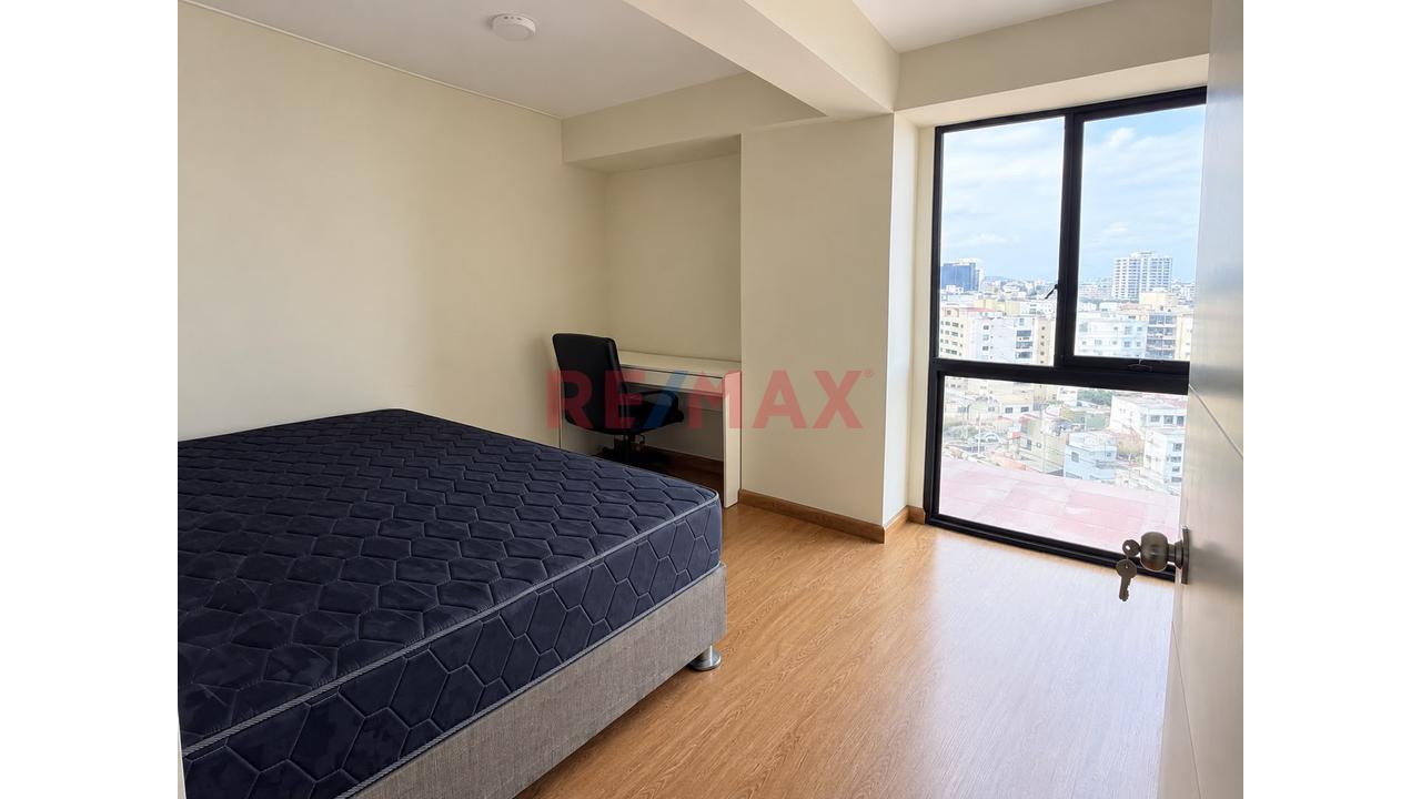 Departamento En Alquiler En Surquillo - 3