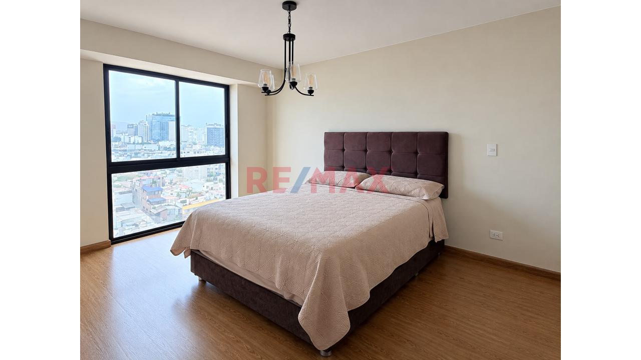 Departamento En Alquiler En Surquillo - 2