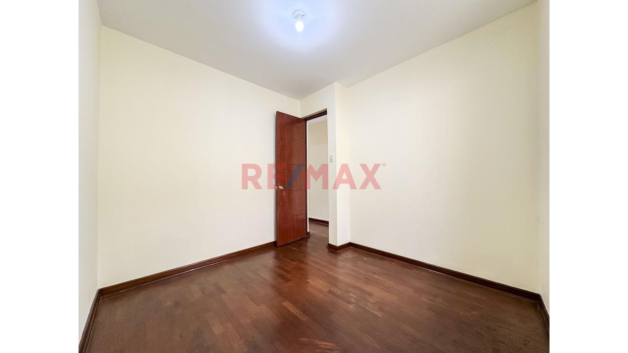 🏡 En Venta Departamento En Primer Piso – Santa Raquel, La Molina - 10