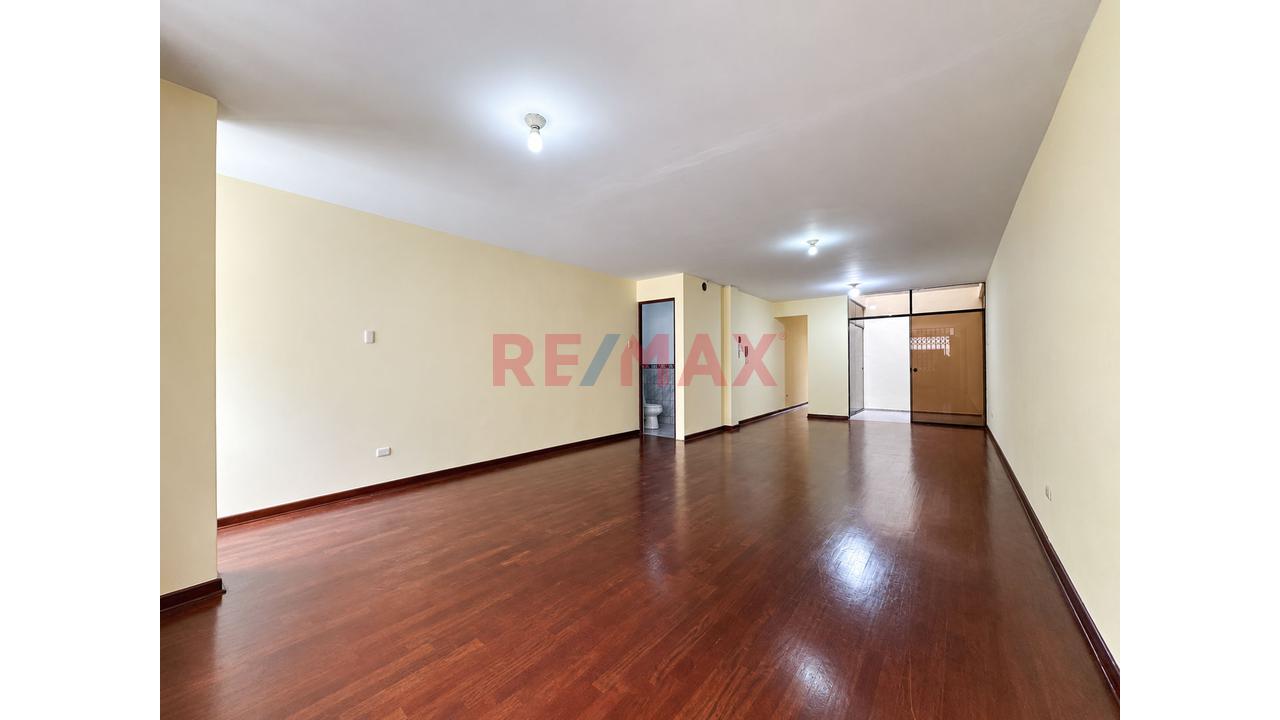 🏡 En Venta Departamento En Primer Piso – Santa Raquel, La Molina - 9