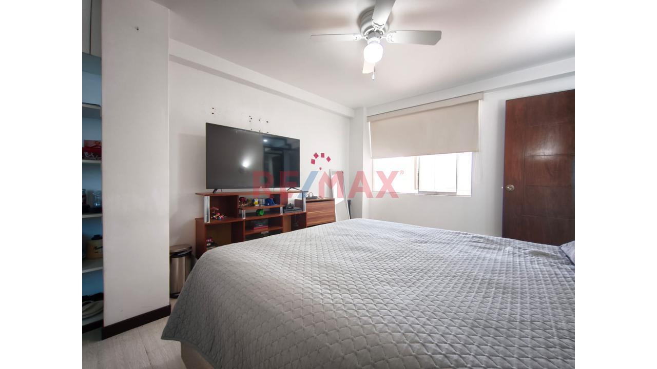 🏡✨ ¡Vive Con Estilo En Tahuaycani! | Amplio Departamento Con Ascensor Y Cochera - 8