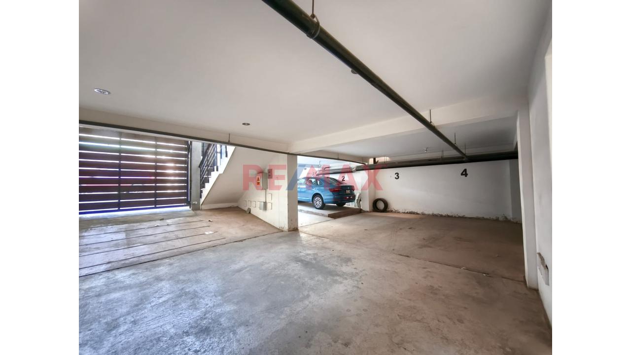 🏡✨ ¡Vive Con Estilo En Tahuaycani! | Amplio Departamento Con Ascensor Y Cochera - 19