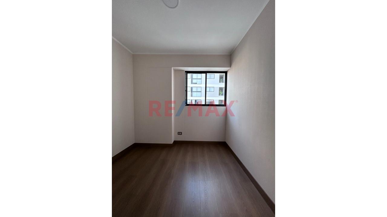Alquiler San Isidro Av Arequipa , Piso 16 3 Habitaciones + Cochera Y Deposito - 9
