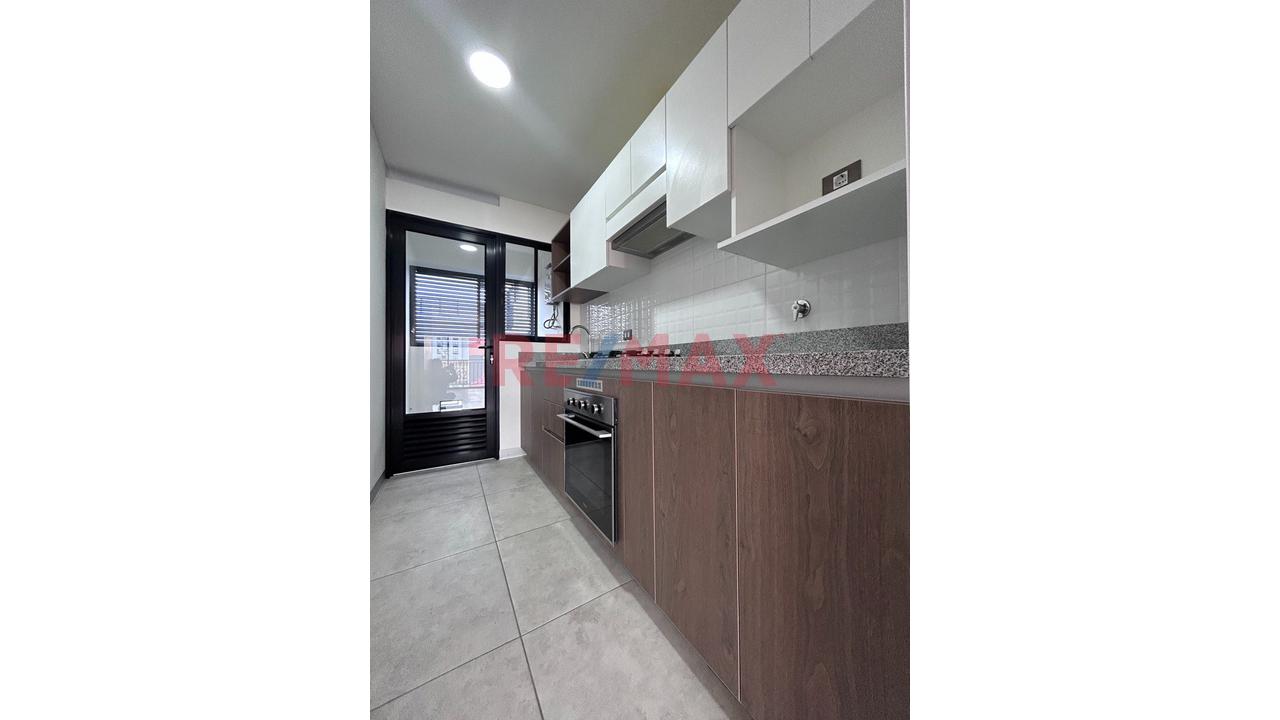 Alquiler San Isidro Av Arequipa , Piso 16 3 Habitaciones + Cochera Y Deposito - 6